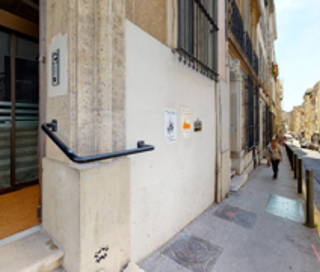Bureau privé 12 m² 3 postes Coworking Rue Balthazar-Dieudé Marseille 13006 - photo 4